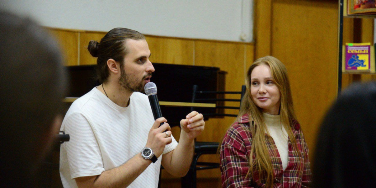     Святослав и Дарья Лисовские. Источник: «Инсайт Люди» Автор фото: «Инсайт Люди»