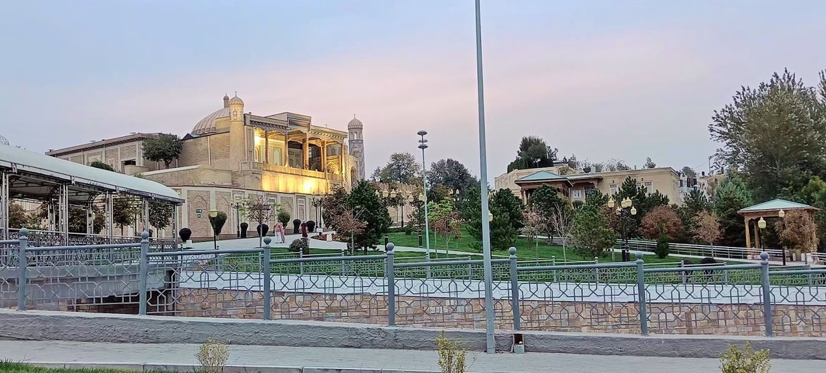 На улицах Самарканда. Фото автора