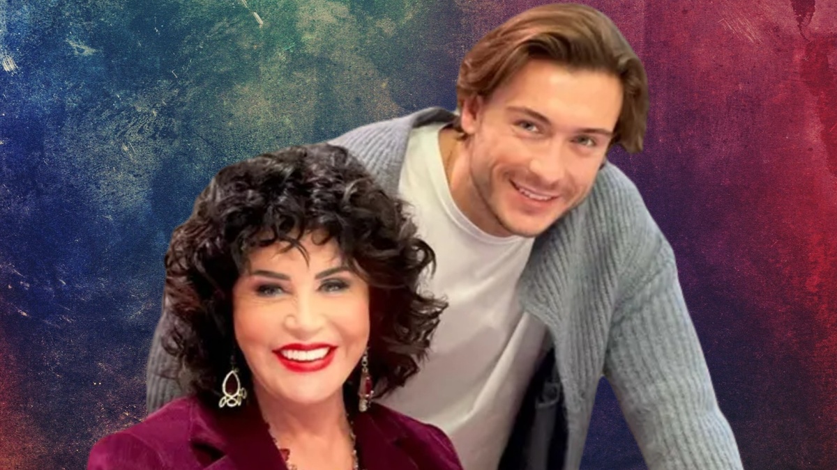 Надежда бабкина и PR-директор театра «Русская песня» Сергей Рябов