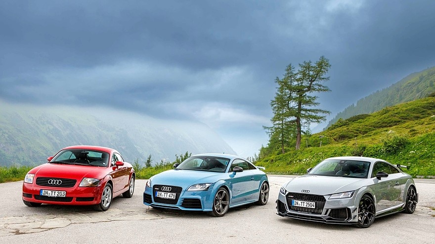    Три поколения Audi TT