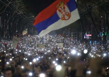    Протесты в Сербии и кризис власти. Вучич усидел, но проблемы остались