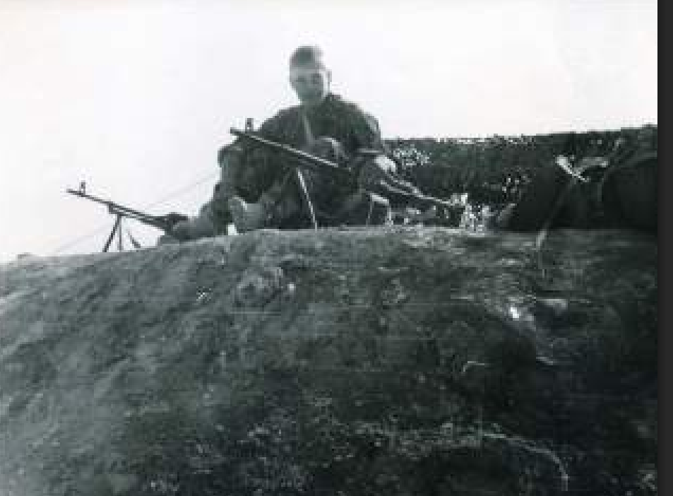 Рядовой ПВ КГБ СССР Н. Попов