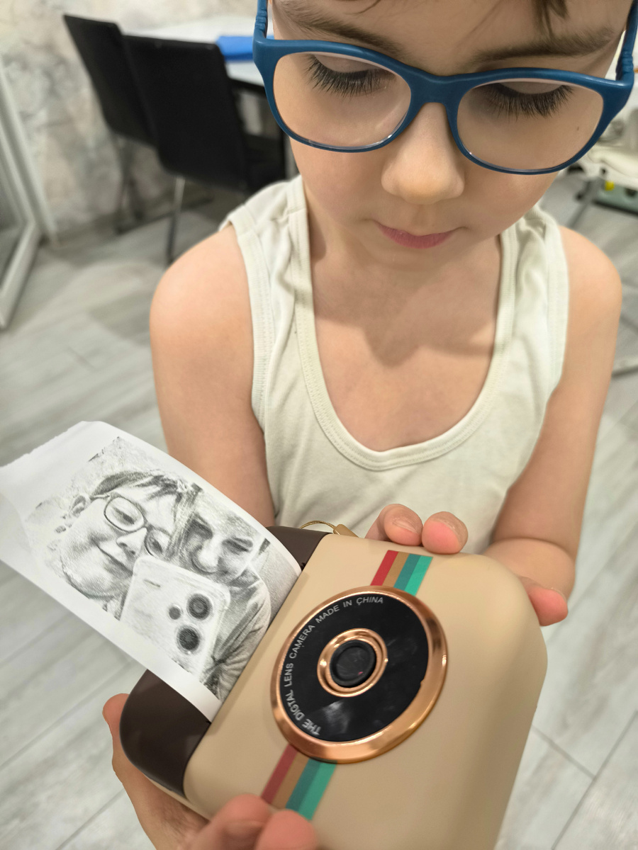 Штука правда прикольная, но учителя не оценили.