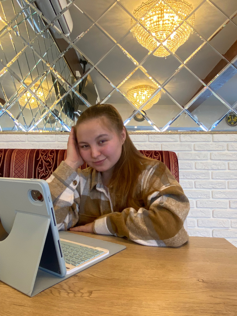 Пишу книгу 😁