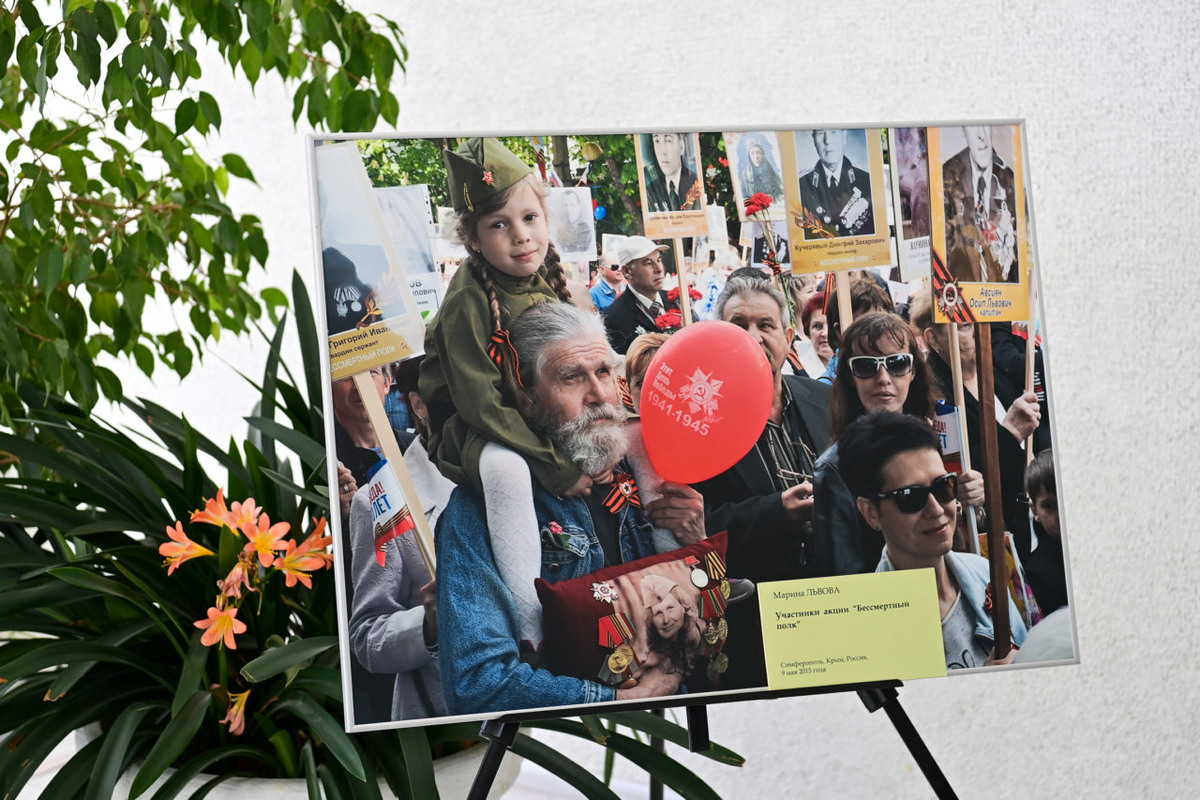    Фотовыставка о жителях Крыма открылась в Петрозаводске. Фото: «Республика» / Сергей Юдин