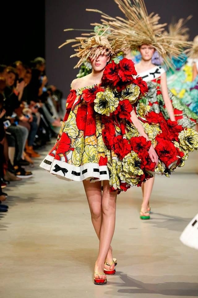 Лето близко, можно одеться с помощью природы