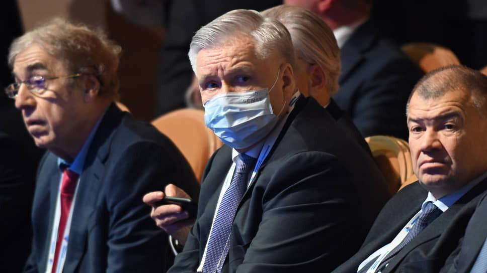 Глава «Сургутнефтегаза» Владимир Богданов кое-что скрывал от окружающих.📷Фото: Дмитрий Азаров / Коммерсантъ