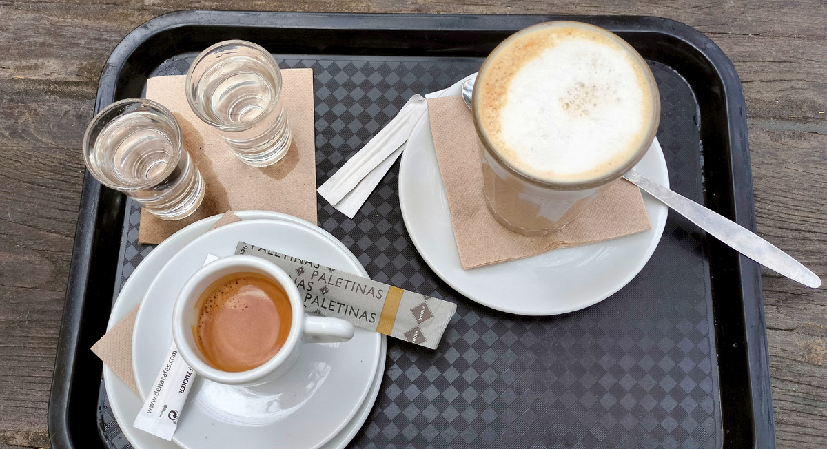 Медронья с кофе