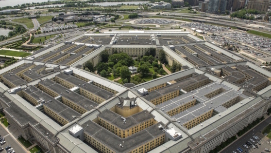   В Пентагоне могут сократить до 60 тысяч рабочих мест, пишет AP ©Brittany Chase / USAF via CNP / Global Look Press