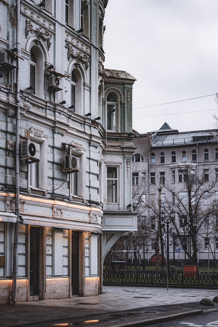 (с) Столицы и Провинции