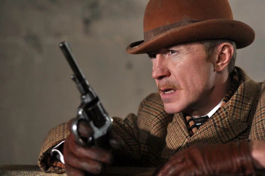 Андрей Панин - доктор Уотсон