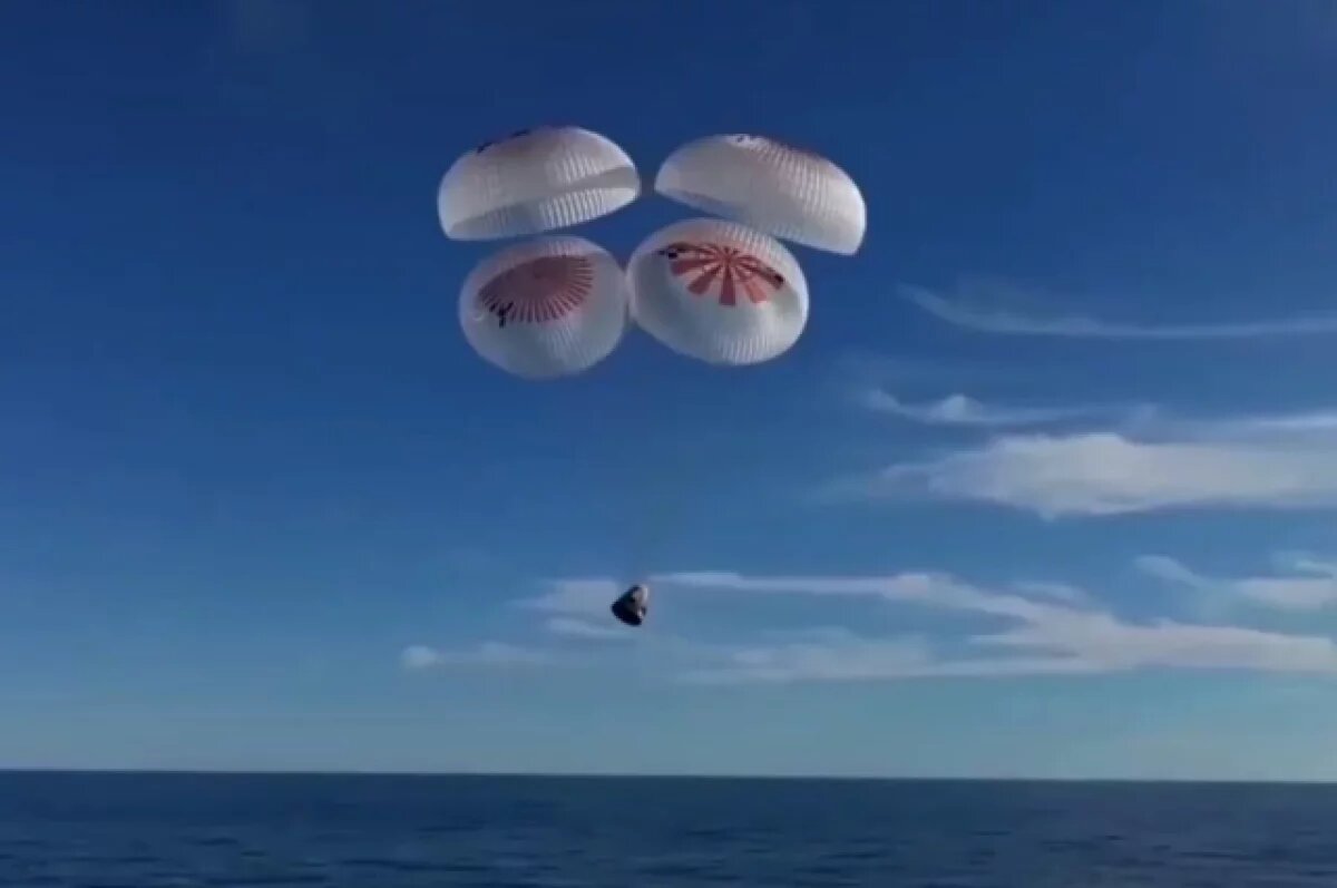    Экипаж Crew-9 с космонавтом Горбуновым приводнился вблизи берегов Флориды