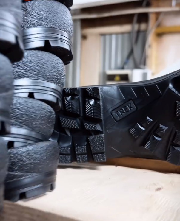 Серийное производство TREK