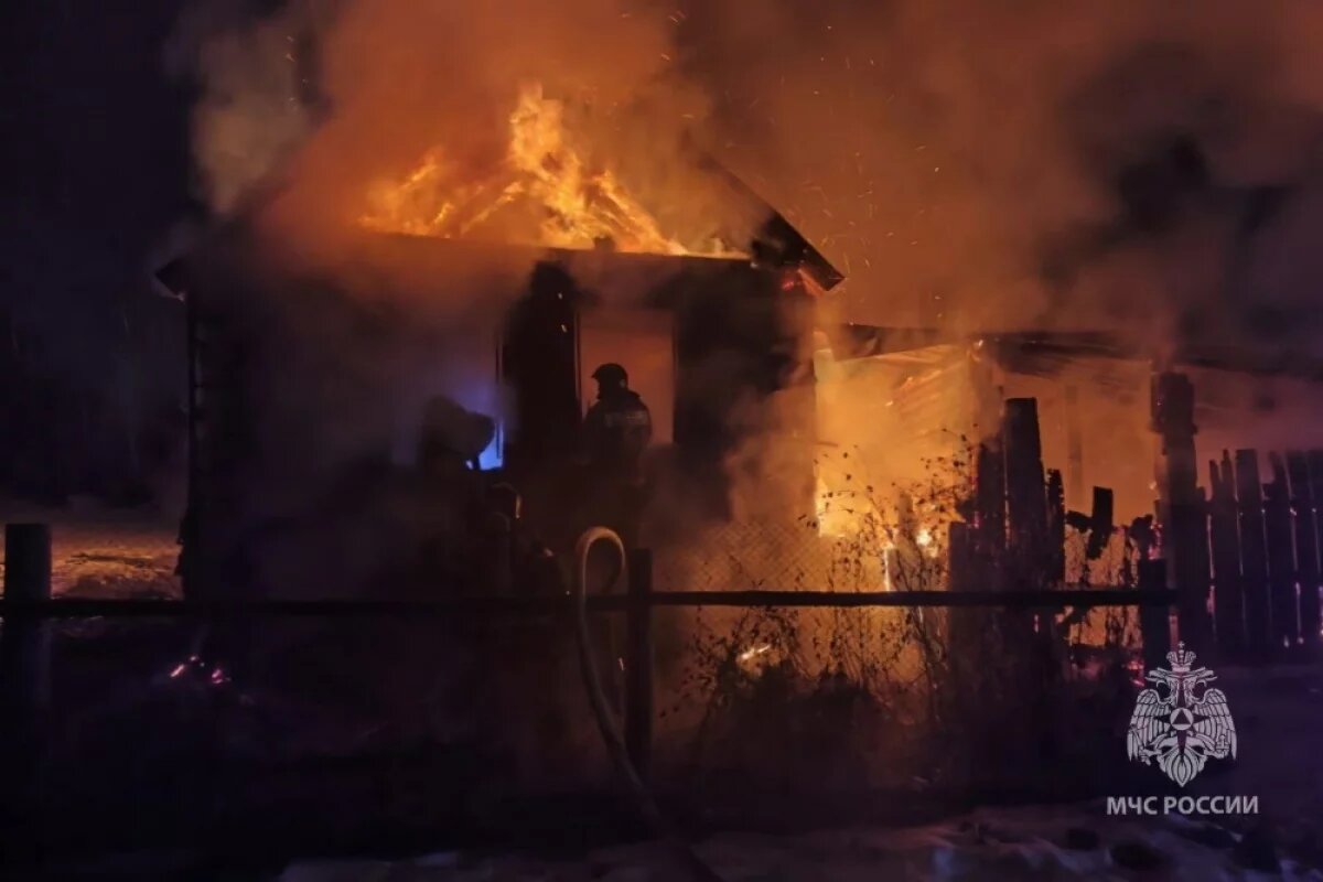    7-летняя девочка погибла при пожаре в частном доме в Катав-Ивановске