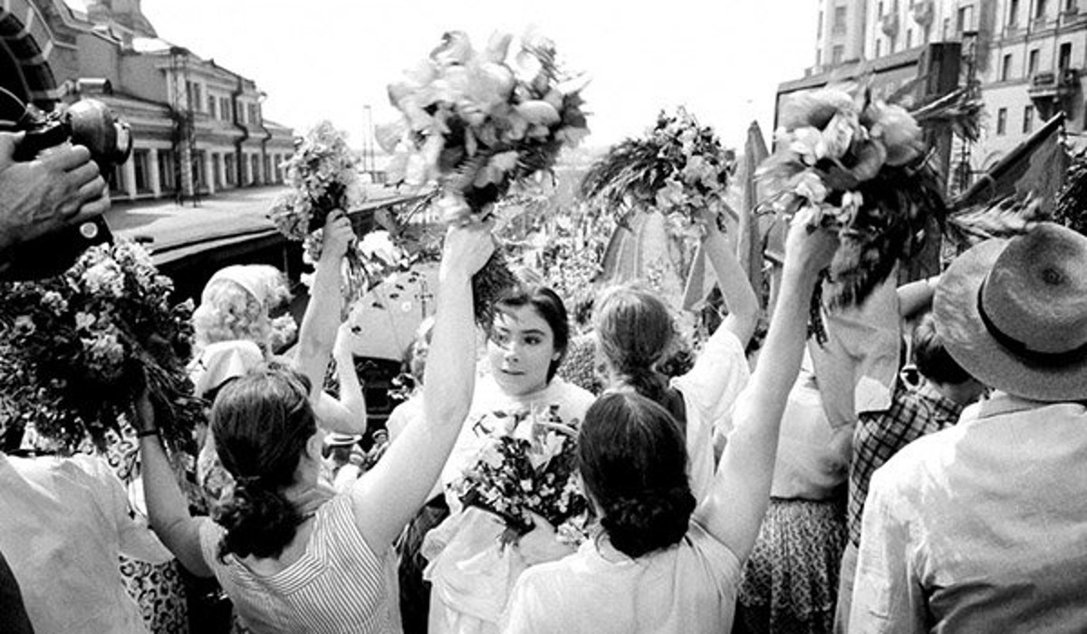    Фото: кадр из фильма "Летят журавли"