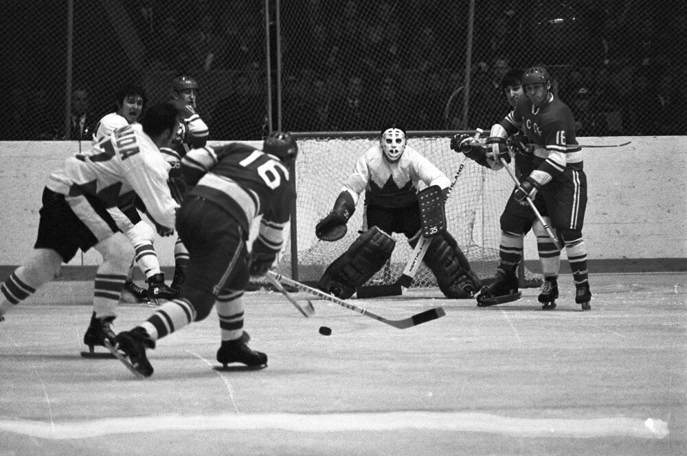    Суперсерия матчей по хоккею с шайбой между сборными командами СССР и Канады 1972 года. Фото:  РИА Новости/ Дмитрий Донской