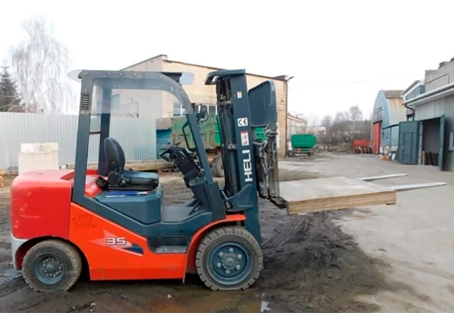     На фабрике в Слуцке погиб электромонтер