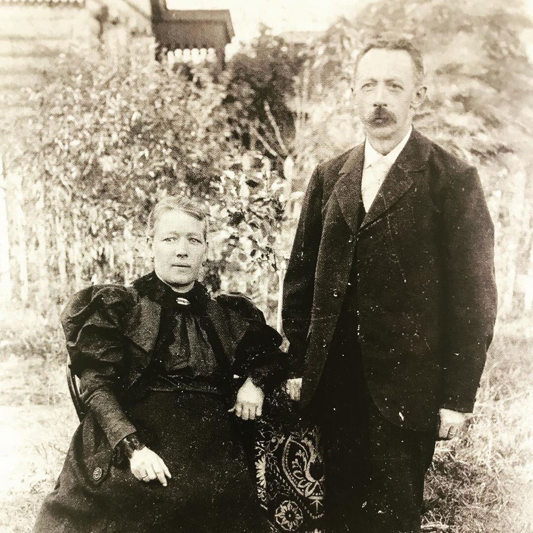 Федор Иванович Рюкерт со второй женой Евгенией Калистратовной. 1899. Архив семьи Рюкерт