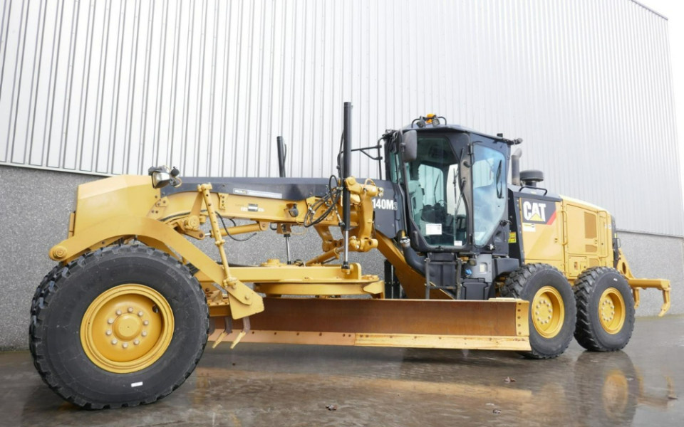 Ножи отвала грейдера CAT