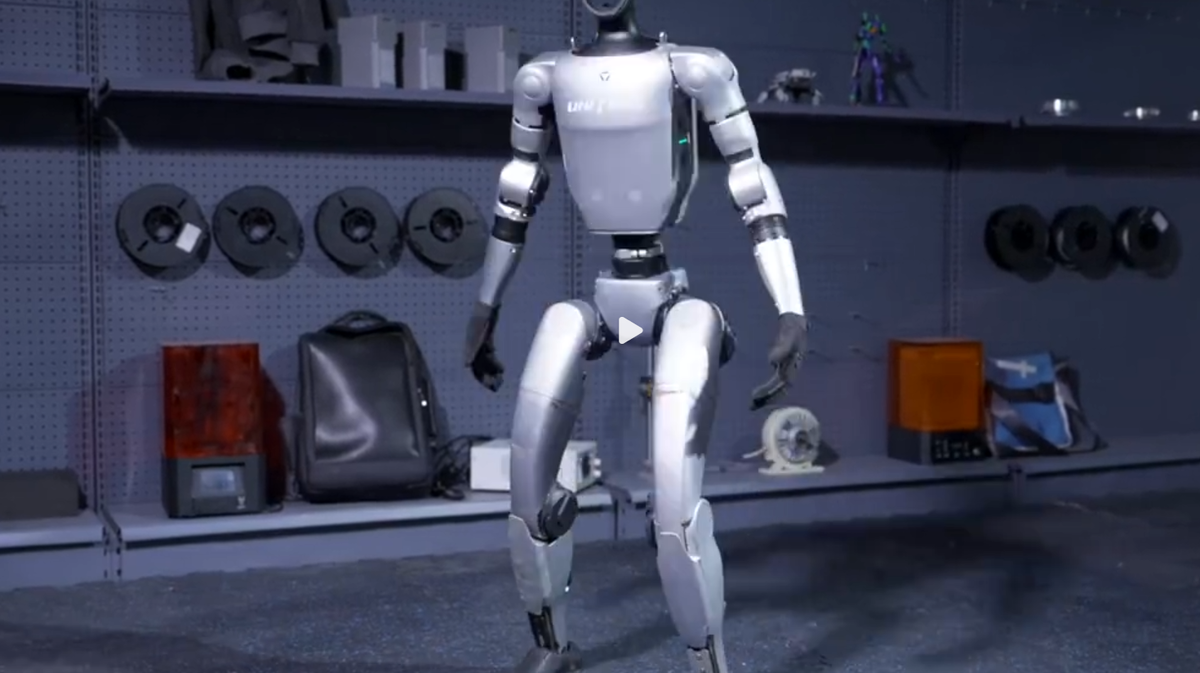 Кадр из видео  📷
