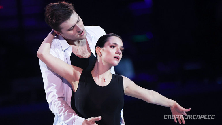    Александр Энберт и Евгения Медведева.Дарья Исаева