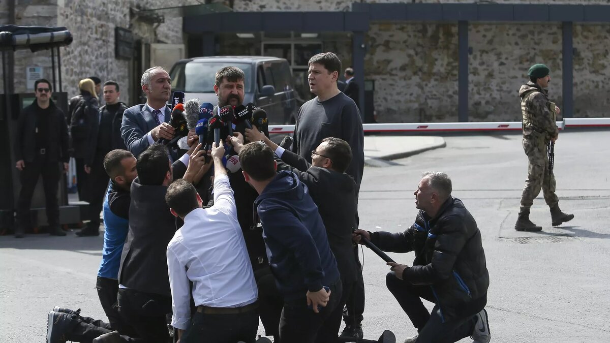 © AP Photo / Emrah Gurel