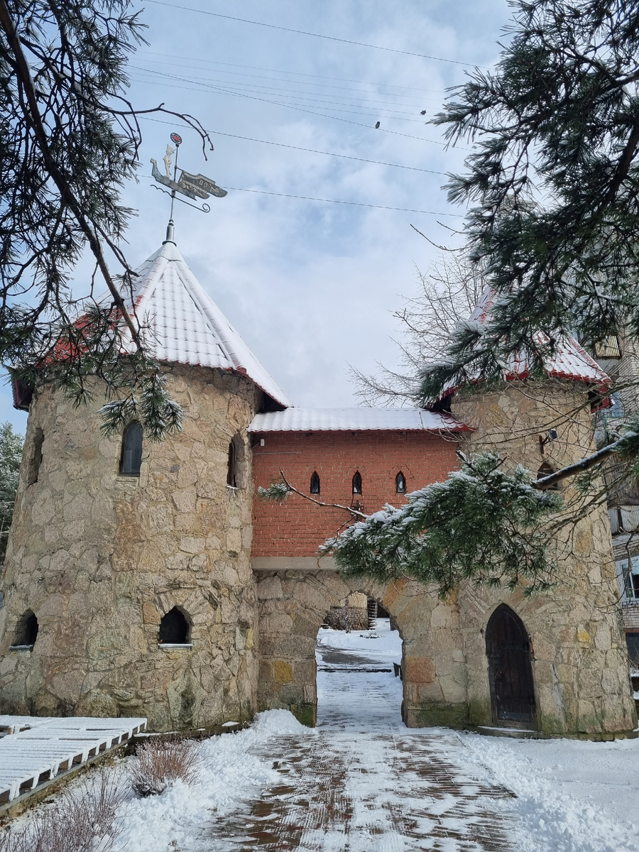 Главный вход