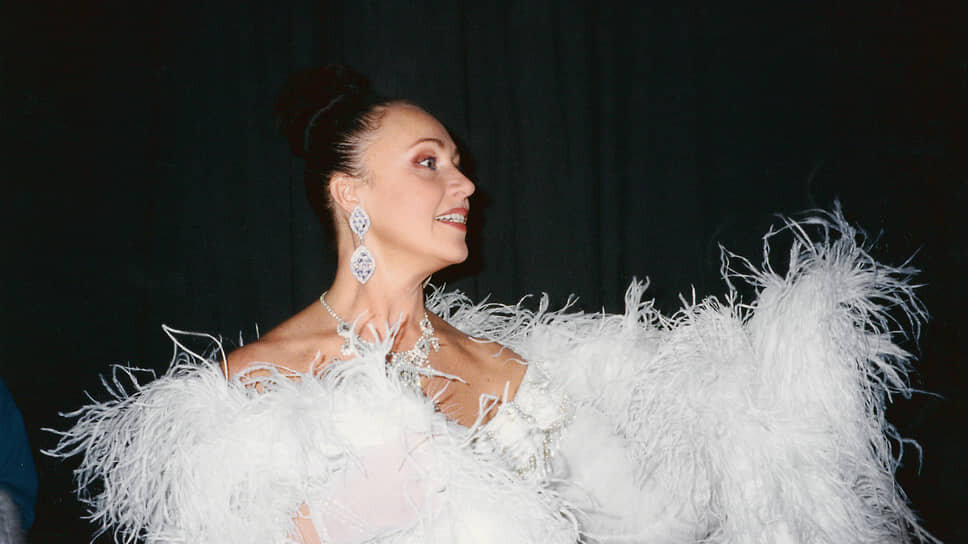 Советская и российская певица Надежда Бабкина, 1990-е.📷Фото: Фотоархив журнала «Огонёк» / Коммерсантъ