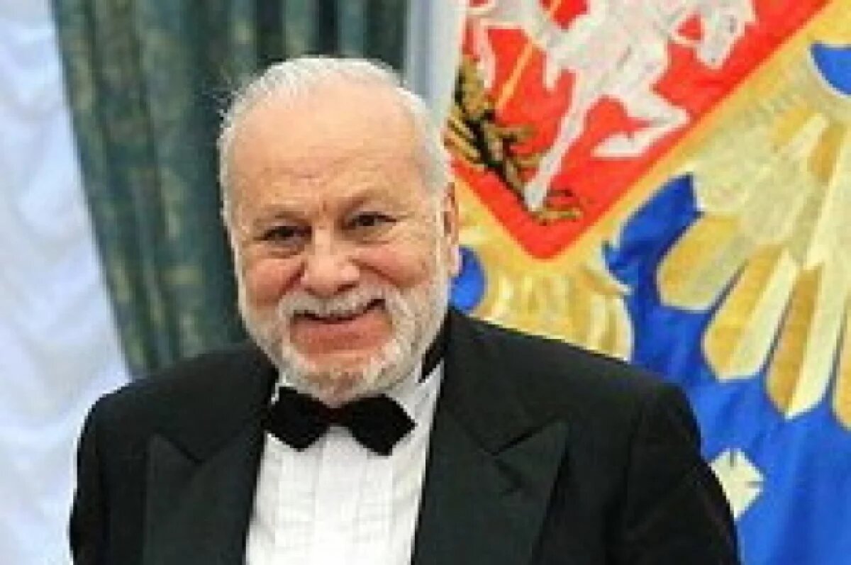    Пензенцы поделились воспоминаниям об ушедшем из жизни Бедросе Киркорове