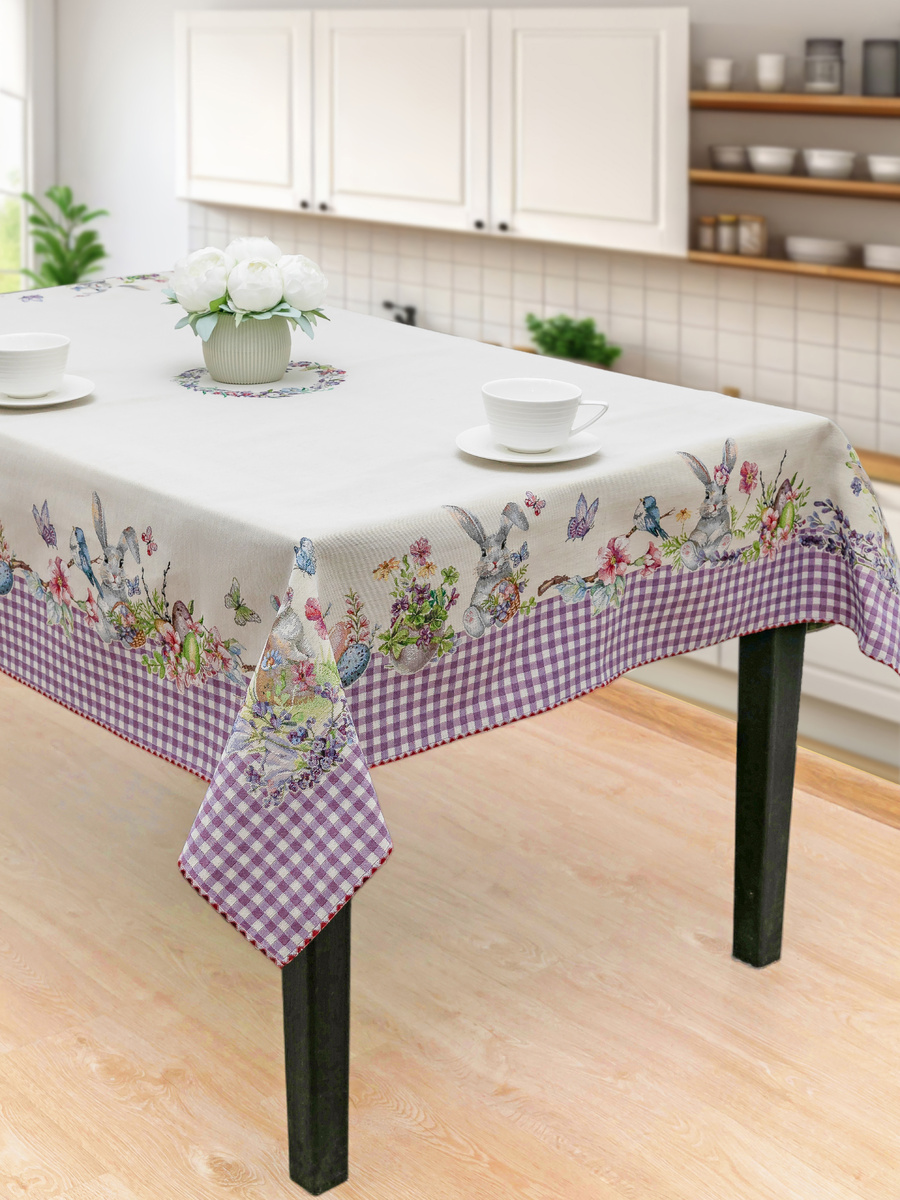 Гобеленовая скатерть итальянского бренда VINGI RICAMI. 