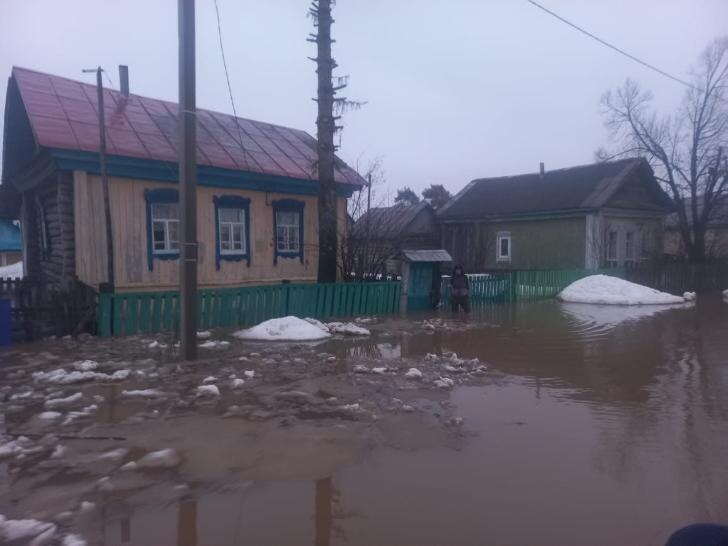    Фото со страницы Радия Хабирова