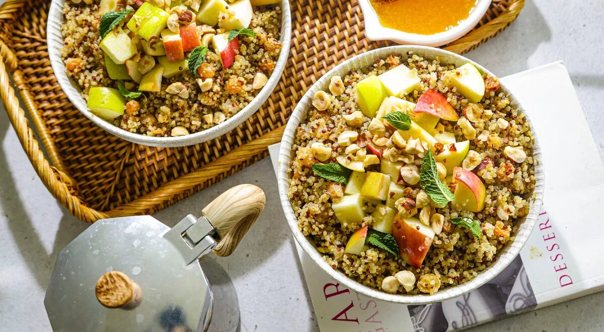 Утренний боул с киноа, яблоками и фундуком (Мой Магнит)  📷
