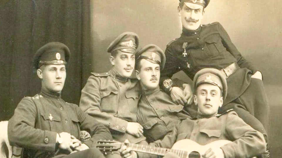 Офицеры Воссийской Империи