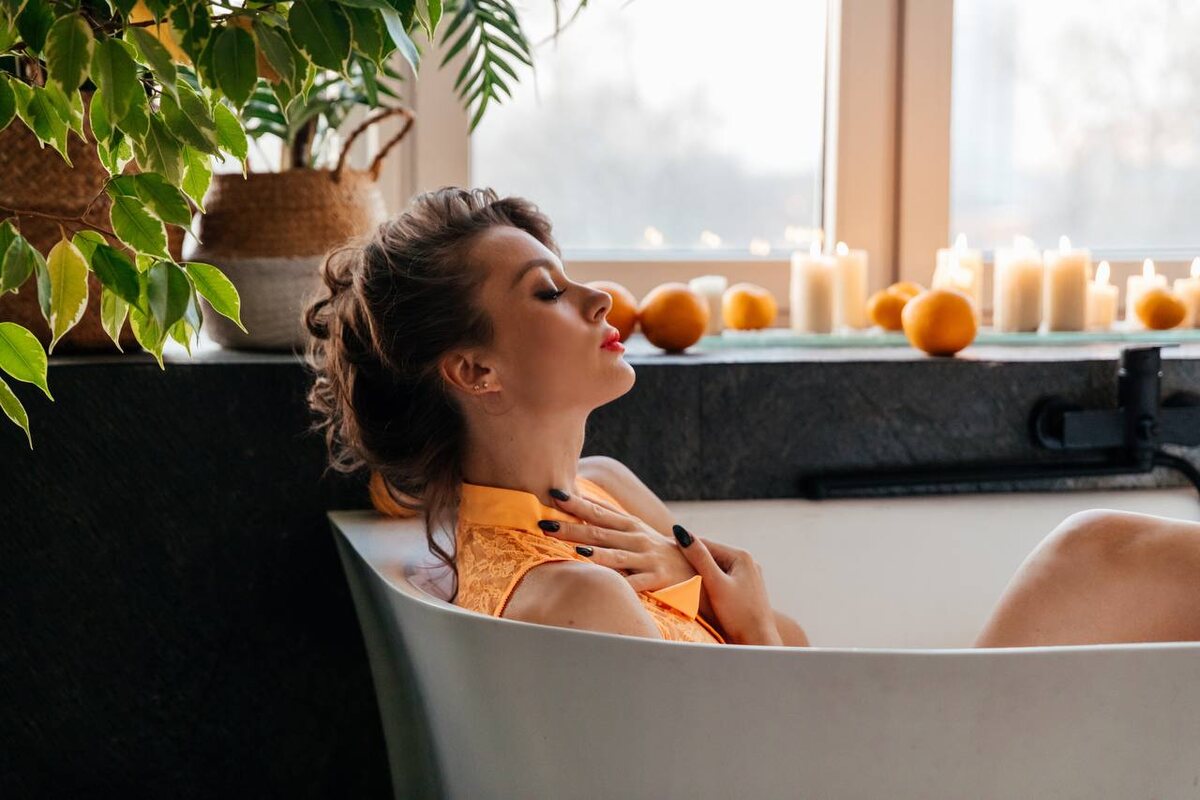 На фото: 
ведущая прогноза погоды на канале "Россия 1" Виктория Черникова
