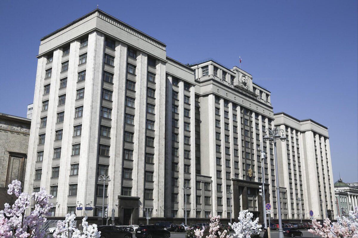 Здание ГосДумы РФ. Сталинское ар-деко 1936 года постройки