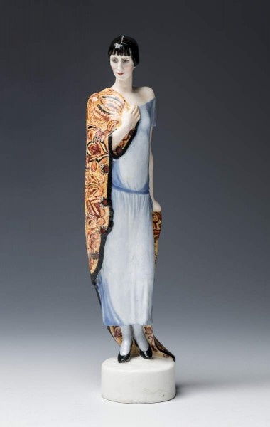 Наталья Данько, Елена Данько. «Фигура Анны Ахматовой», 1924 год, Государственный Русский музей, Санкт-Петербург © Public domain