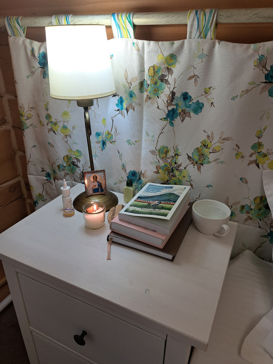 Немного добавить домашнего уюта в номер