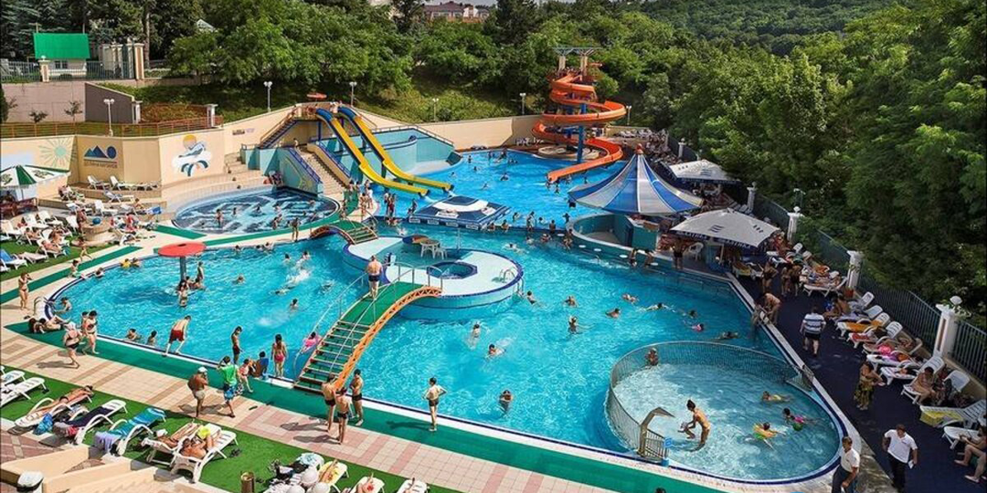 ТОП—7 санаториев с бассейном в Кисловодске