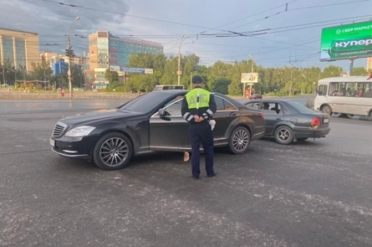    Суд рассмотрит дела по обвинению 14 новосибирцев в инсценировках ДТП