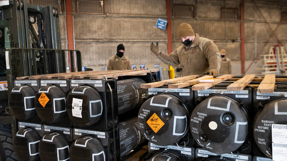 Фото: Mauricio Campino / Air Force / Reuters