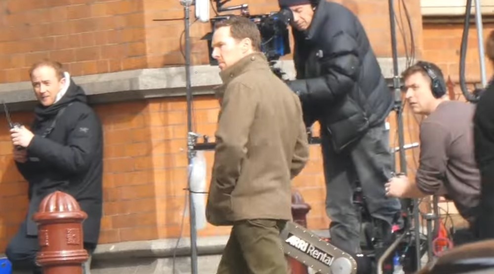 Кадр со съемок фильма «Жена и собака» / Фото: YouTube/UnBoxPHD  📷
