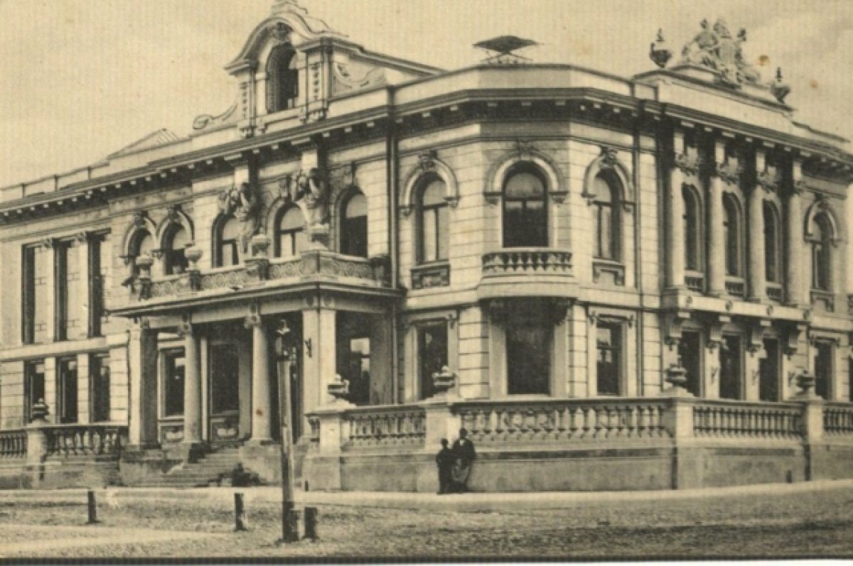 Особняк на ул.Большой, Бежецк