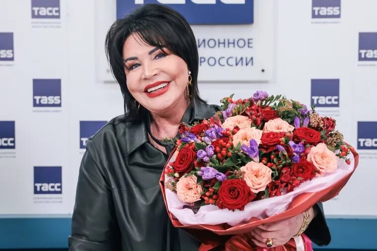 Надежда Бабкина зарабатывает миллионы на корпоративах. Фото: Роман Наумов