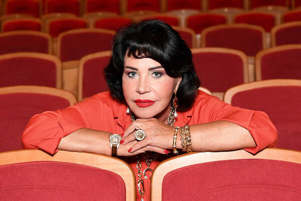 Надежда Бабкина во время интервью в театре «Русская песня» в Москве, 2021 год / Екатерина Чеснокова/РИА Новости  