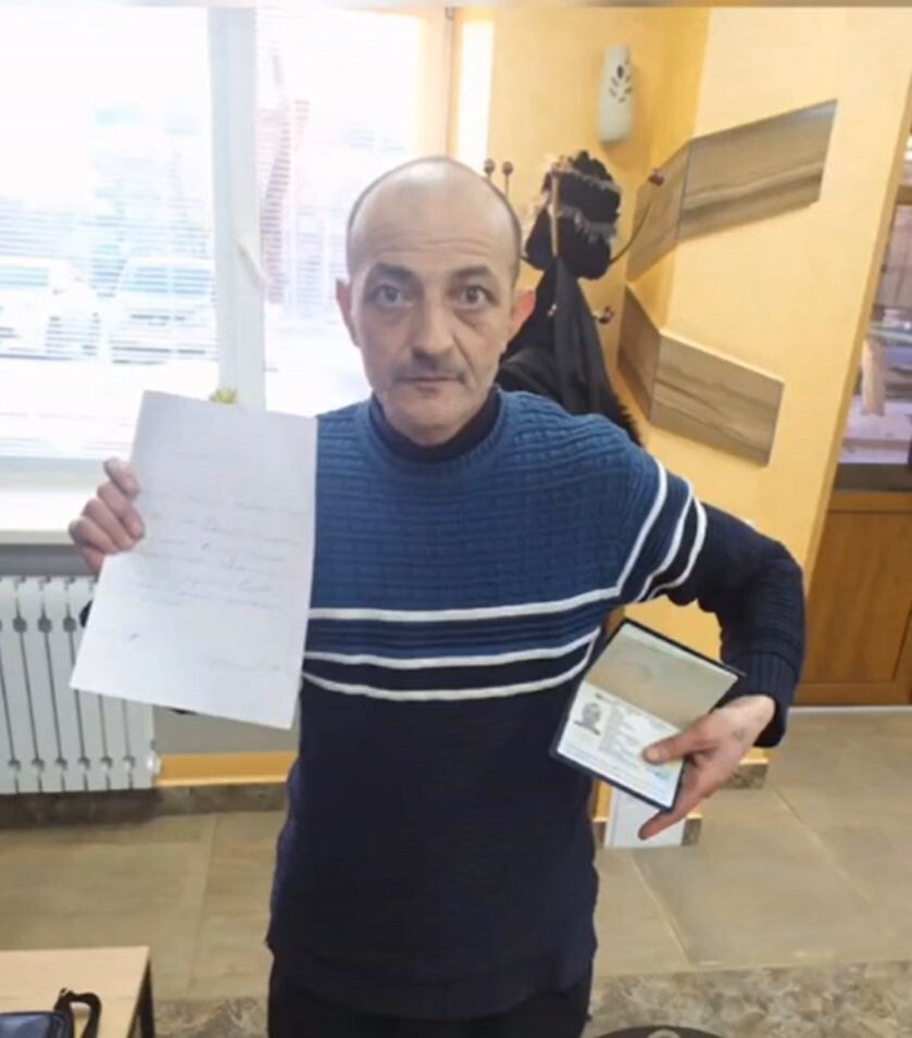 В полиции азербайджанец тыкал в нос следователю той самой распиской. Источник фото: https://dzen.ru/a/Z9piWocwVgufKXpF?ysclid=m8fq9fxqms384085506