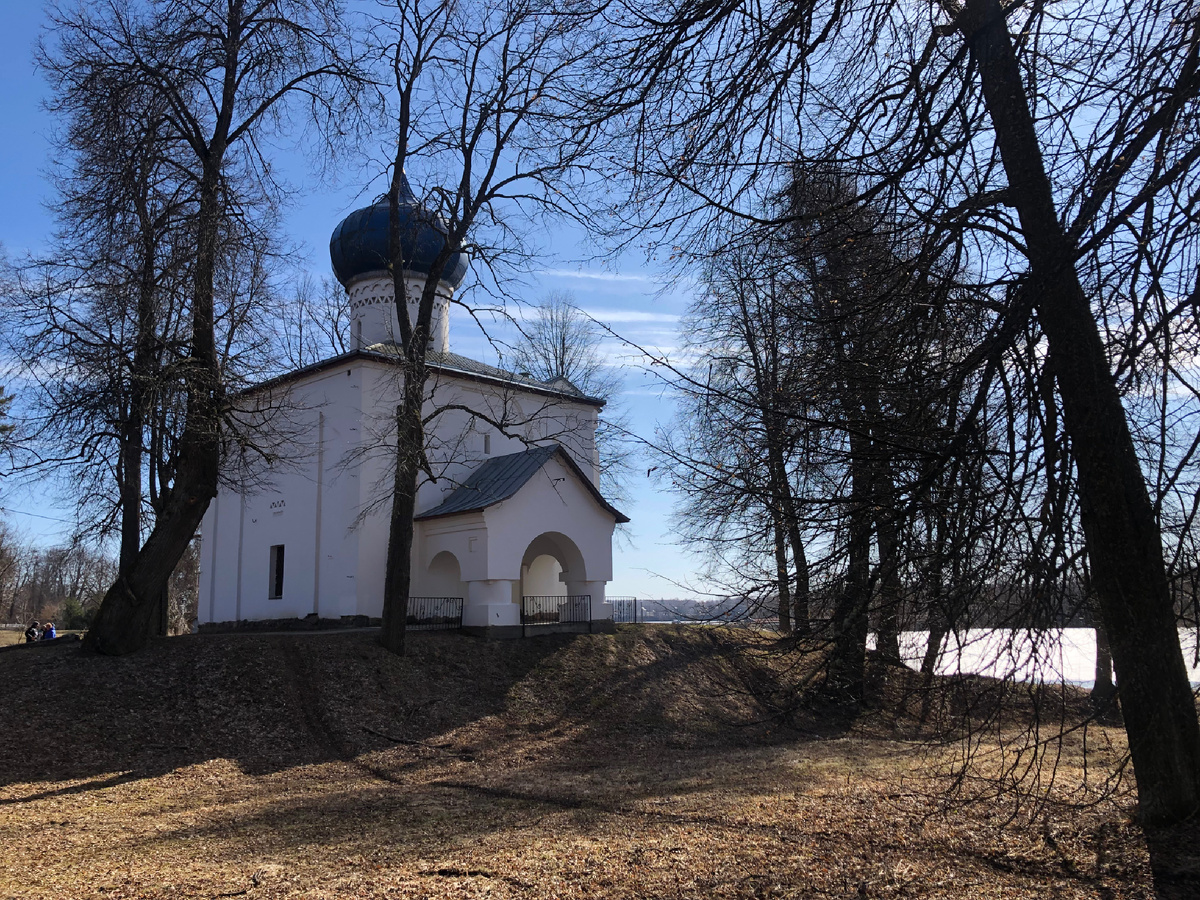Осташёво. Храм Олега Брянского