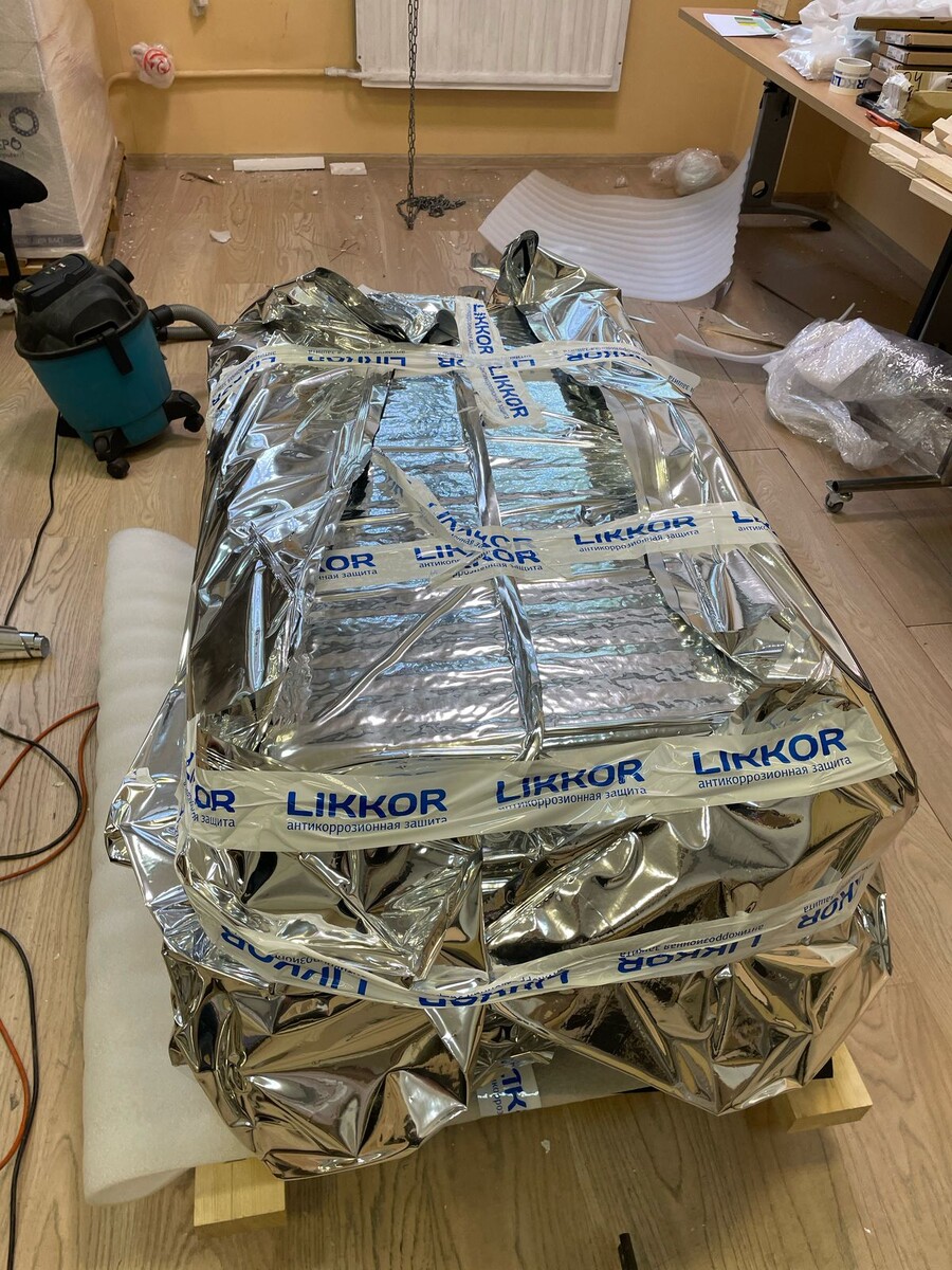 Упаковка в вакуумную пленку