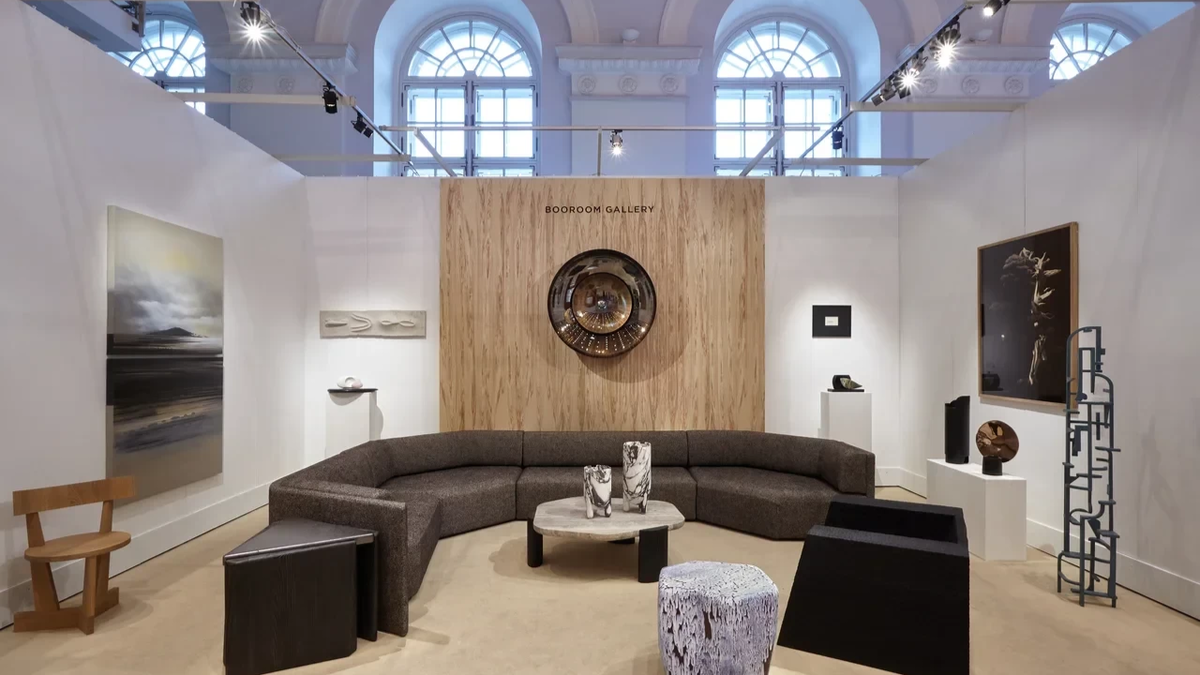 Пространство Booroom Gallery – место, где современное искусство встречается с премиальным интерьером.