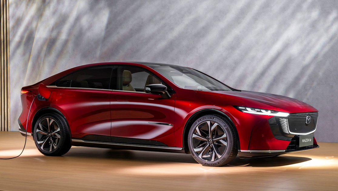 Mazda 6e 2025