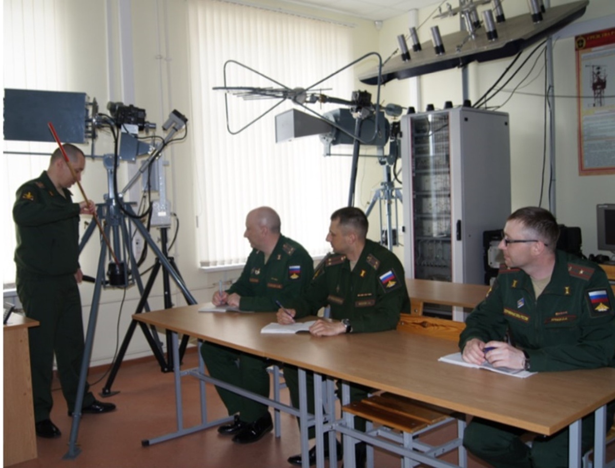 Военная академия связи: традиции и инновации  